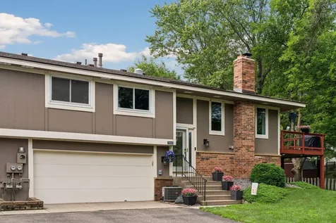7603 Zinnia Way Maple Grove MN 55311