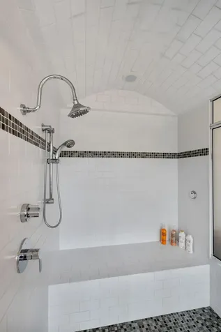1128 Kenwood Parkway Minneapolis MN 55403