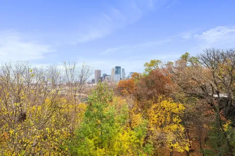 1128 Kenwood Parkway Minneapolis MN 55403