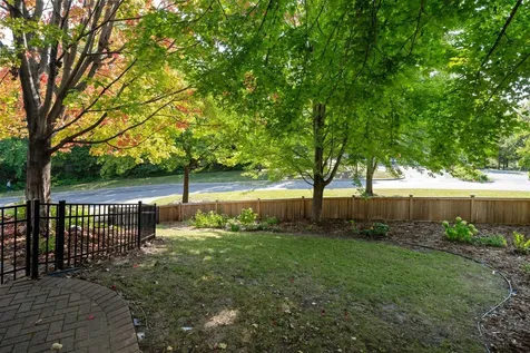 1128 Kenwood Parkway Minneapolis MN 55403
