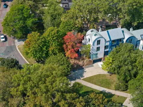 1128 Kenwood Parkway Minneapolis MN 55403