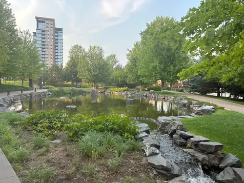 7440 Edinborough Way Edina MN 55435