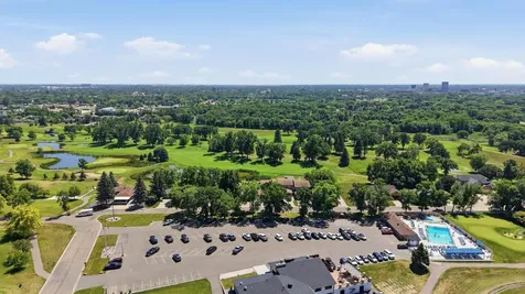 511 Caddy Avenue Moorhead MN 56560