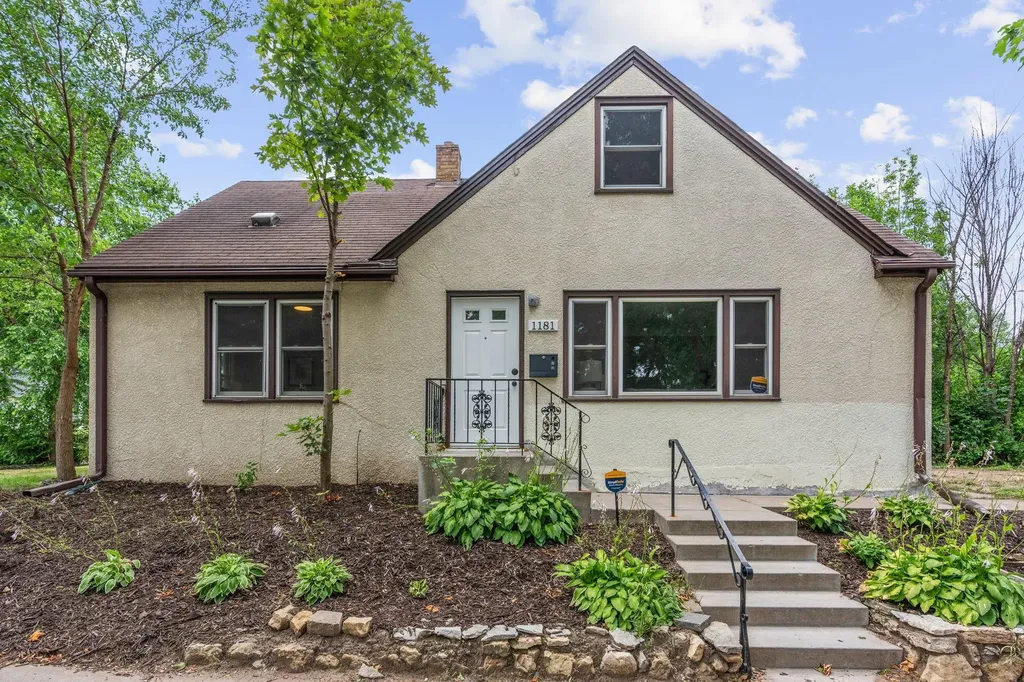 1181 Duluth Street Saint Paul MN 55106
