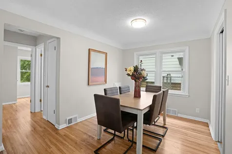 1181 Duluth Street Saint Paul MN 55106