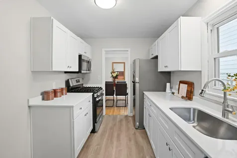 1181 Duluth Street Saint Paul MN 55106