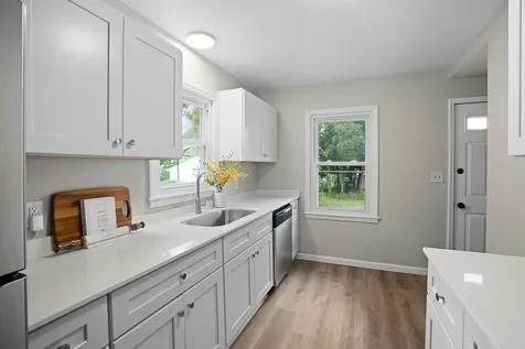 1181 Duluth Street Saint Paul MN 55106