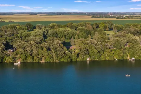 350 E Amber Lake Drive Fairmont MN 56031