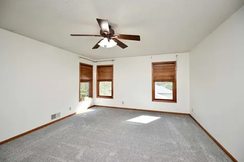 1555 48th Avenue Winona MN 55987