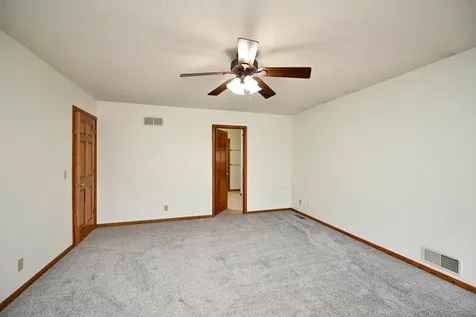 1555 48th Avenue Winona MN 55987
