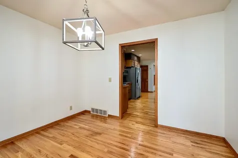 1555 48th Avenue Winona MN 55987