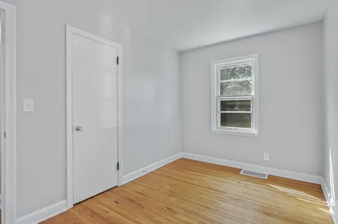 6107 Bryant Avenue N Brooklyn Center MN 55430