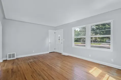 6107 Bryant Avenue N Brooklyn Center MN 55430