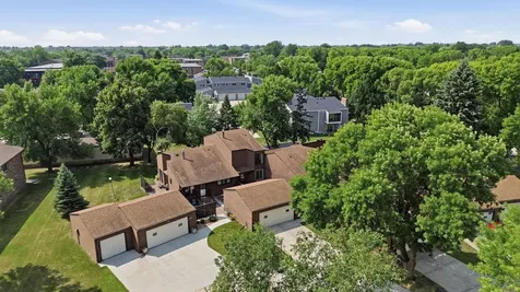 2312 15th Street S Fargo ND 58103