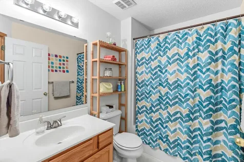 906 Village Parkway Circle Pines MN 55014