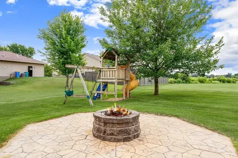 375 Hickory Lane NE Owatonna MN 55060
