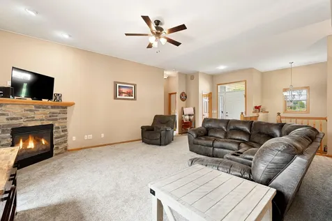 375 Hickory Lane NE Owatonna MN 55060