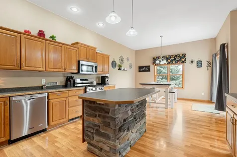 375 Hickory Lane NE Owatonna MN 55060