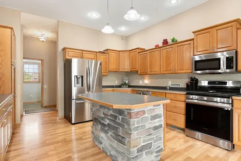 375 Hickory Lane NE Owatonna MN 55060