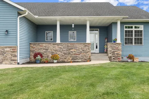 375 Hickory Lane NE Owatonna MN 55060