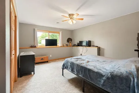 375 Hickory Lane NE Owatonna MN 55060