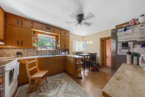 116 E Clinton Street Arlington MN 55307