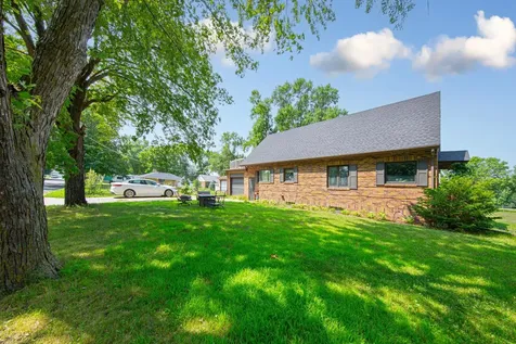116 E Clinton Street Arlington MN 55307