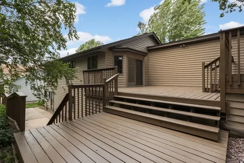 2064 Pin Oak Drive Eagan MN 55122