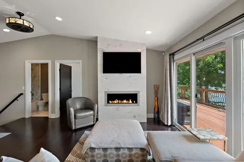 118 Lakeside Drive Stillwater MN 55082