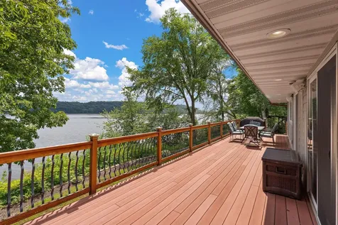 118 Lakeside Drive Stillwater MN 55082