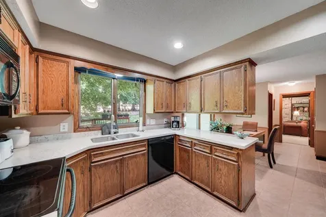 8359 Amsden Ridge Drive Bloomington MN 55438