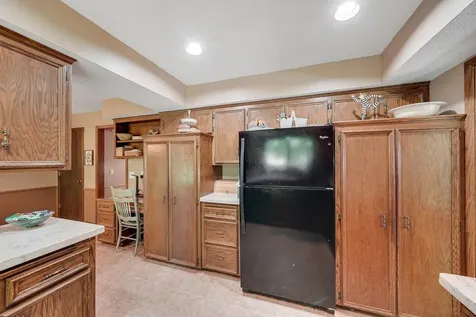 8359 Amsden Ridge Drive Bloomington MN 55438