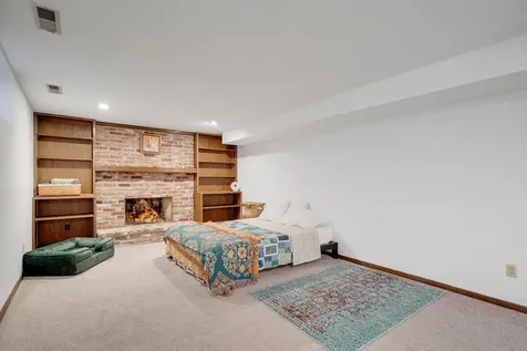 8359 Amsden Ridge Drive Bloomington MN 55438