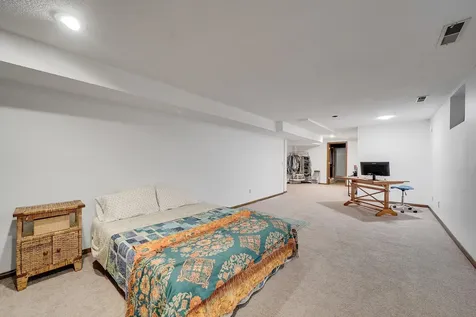 8359 Amsden Ridge Drive Bloomington MN 55438