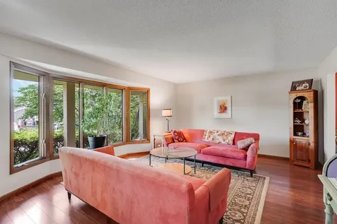 8359 Amsden Ridge Drive Bloomington MN 55438