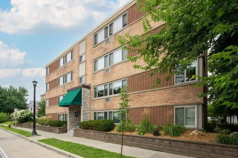 3120 Hennepin Avenue Minneapolis MN 55408