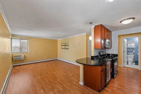 3120 Hennepin Avenue Minneapolis MN 55408