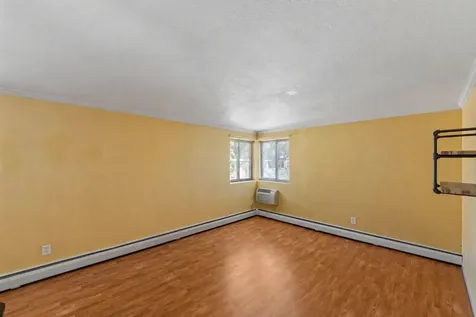 3120 Hennepin Avenue Minneapolis MN 55408
