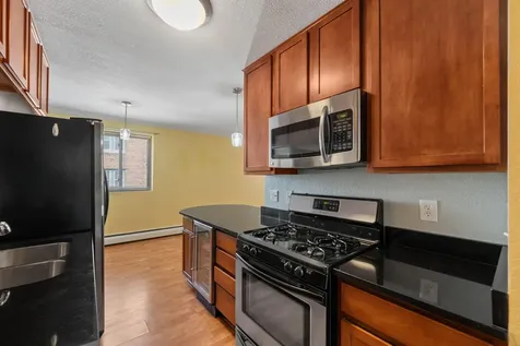 3120 Hennepin Avenue Minneapolis MN 55408