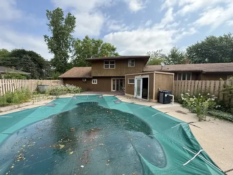 4497 S Oak Leaf Court Vadnais Heights MN 55127
