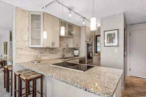 19 S 1st Street Minneapolis MN 55401
