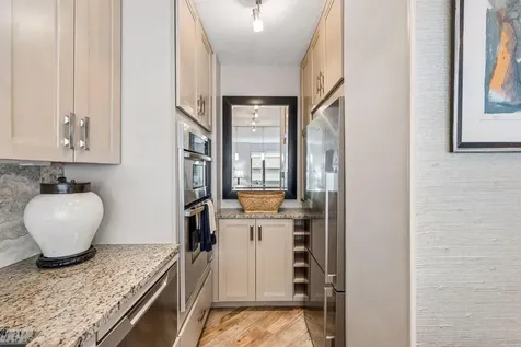 19 S 1st Street Minneapolis MN 55401