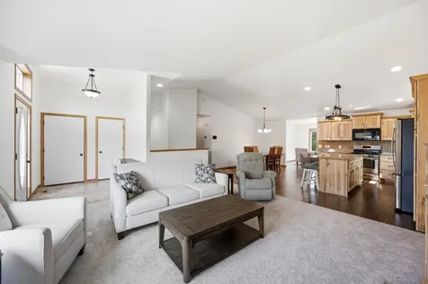 216 30th Avenue E West Fargo ND 58078