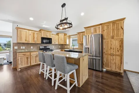 216 30th Avenue E West Fargo ND 58078