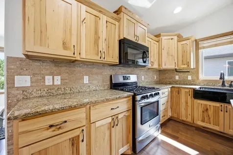 216 30th Avenue E West Fargo ND 58078