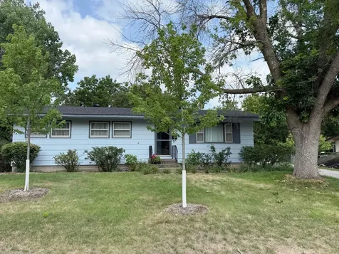 922 Westwood Drive Faribault MN 55021