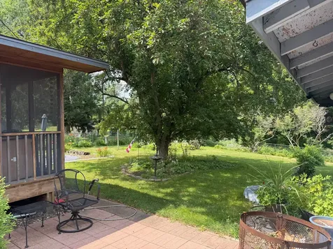 922 Westwood Drive Faribault MN 55021