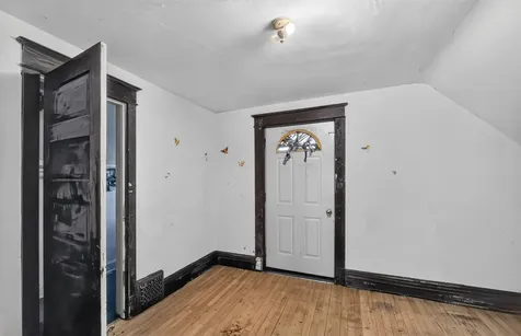 2317 W 4th Street Duluth MN 55806