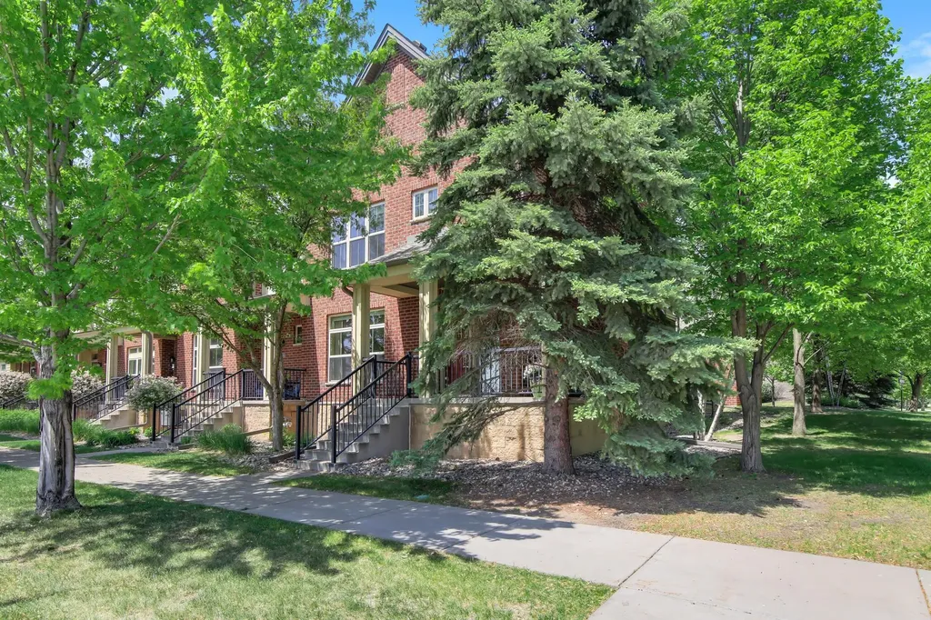 12250 Lakeview Drive N Maple Grove MN 55369
