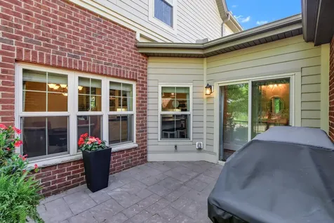 12250 Lakeview Drive N Maple Grove MN 55369